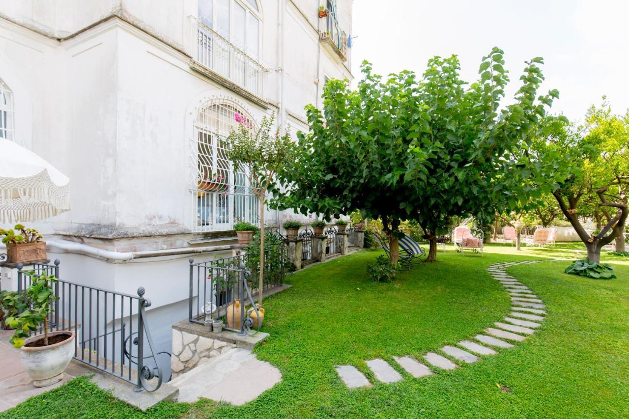 Palazzo Cacace Relais Hotel Meta Kültér fotó