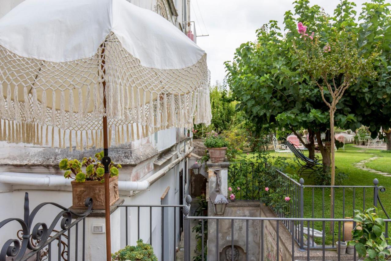 Palazzo Cacace Relais Hotel Meta Kültér fotó